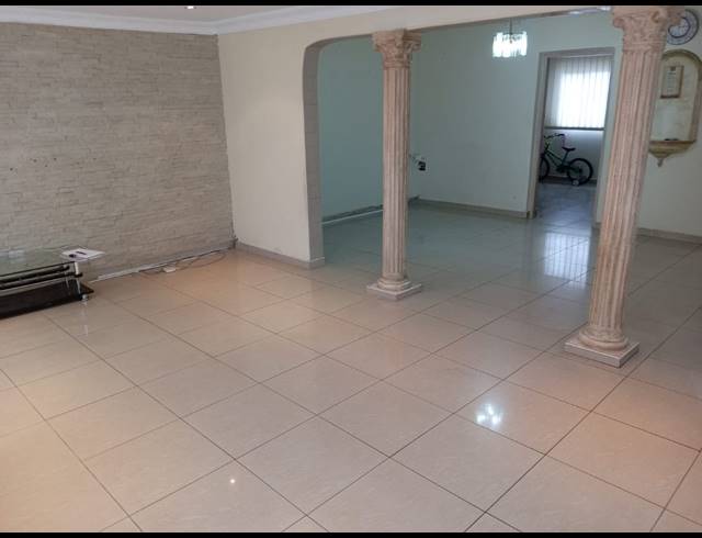 4 BEDROOM HOUSE SOLD IN HAVENSIDE